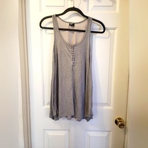 Grey tank top